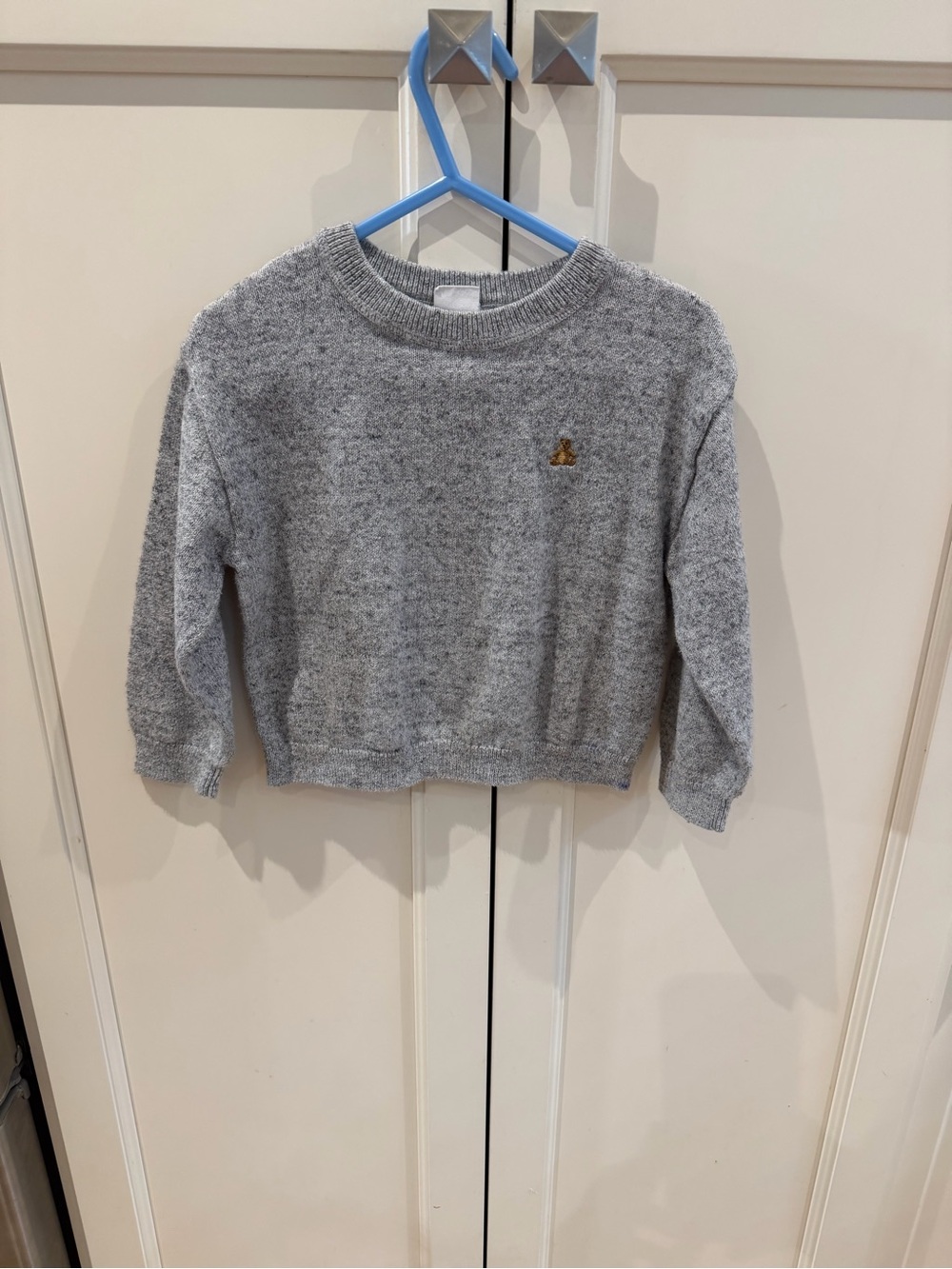 Baby gap 2t Gray Knit Crewneck Sweater with Small Embroidered Bear